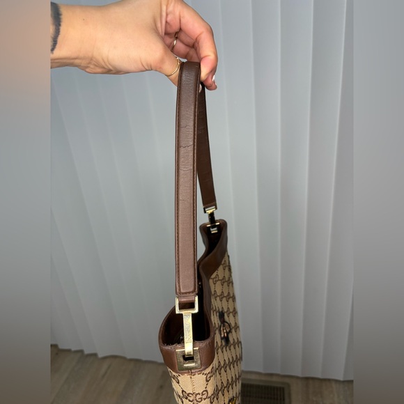 Gucci Tan and Brown Monogram Shoulder Bag - Picture 11 of 16